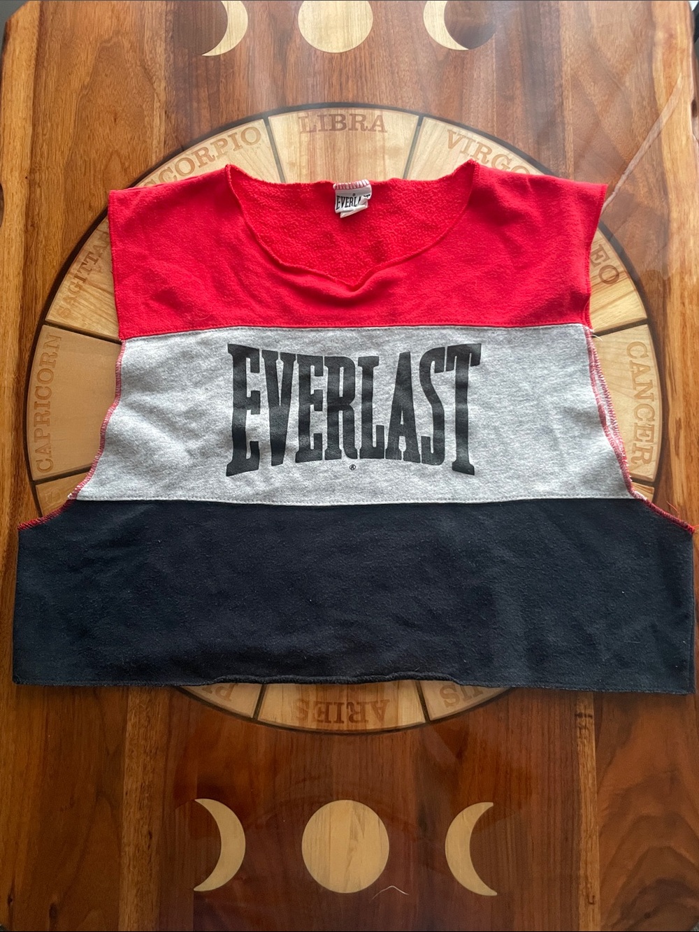 Vintage 90s Everlast Brand Cut Off Cropped Mens Tank Workout Gym Made in USA